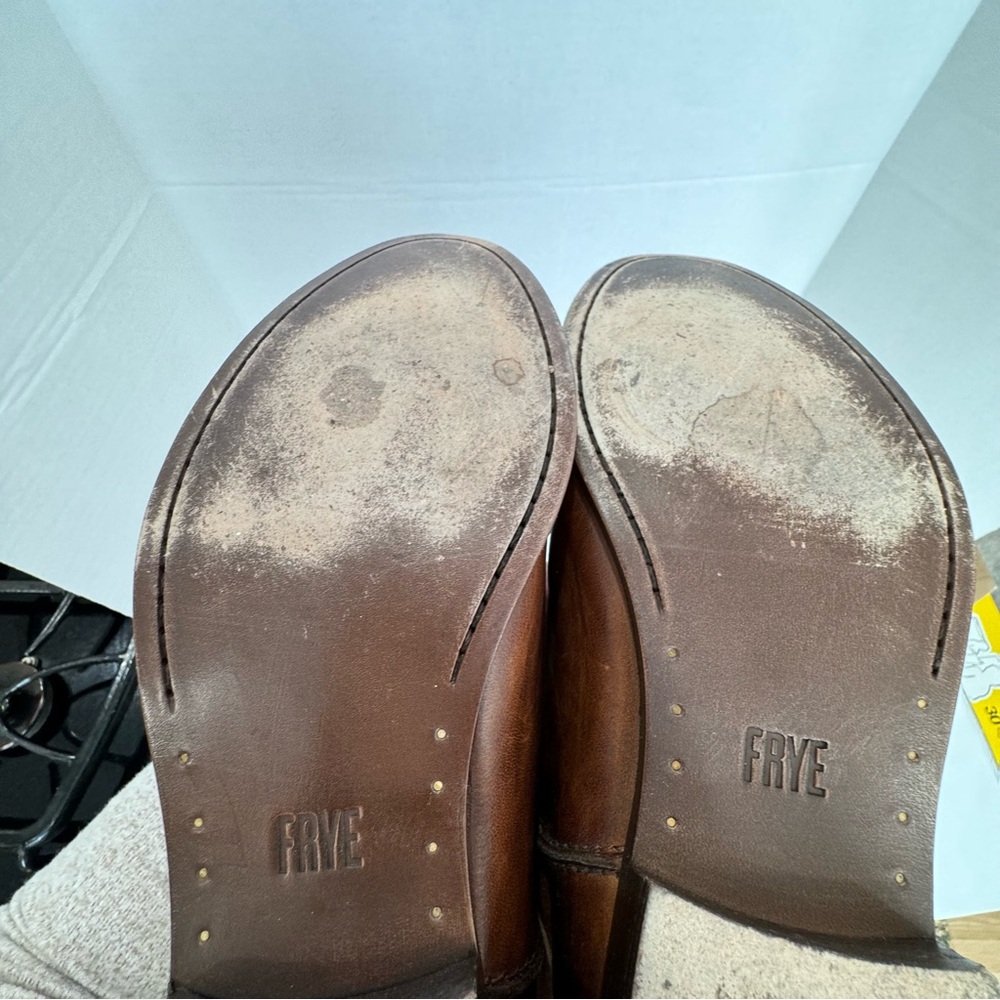 FRYE size 11 Melissa leather riding boots in sturdy leather small ankle buckle - Picture 13 of 16